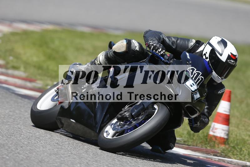 /Archiv-2025/45 10.08.2025 Plüss Moto Sport ADR/Freies Fahren/411